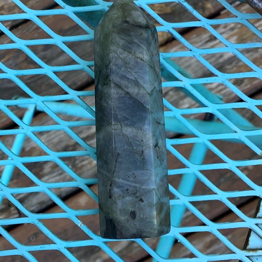Labradorite Crystal Point - Picture 2 of 5